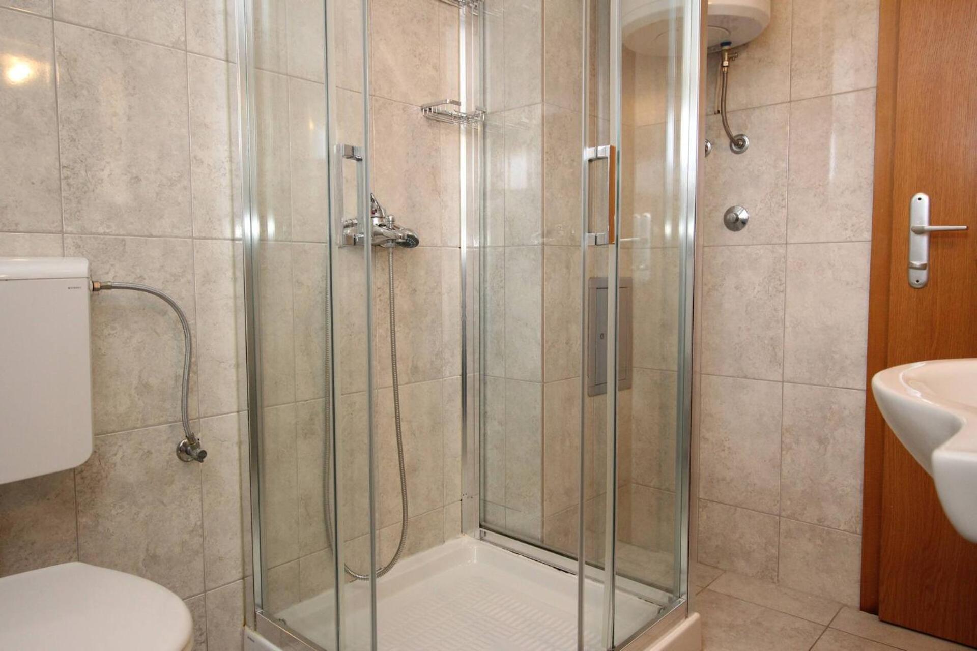 Apartments Knezevic Baska  Ngoại thất bức ảnh