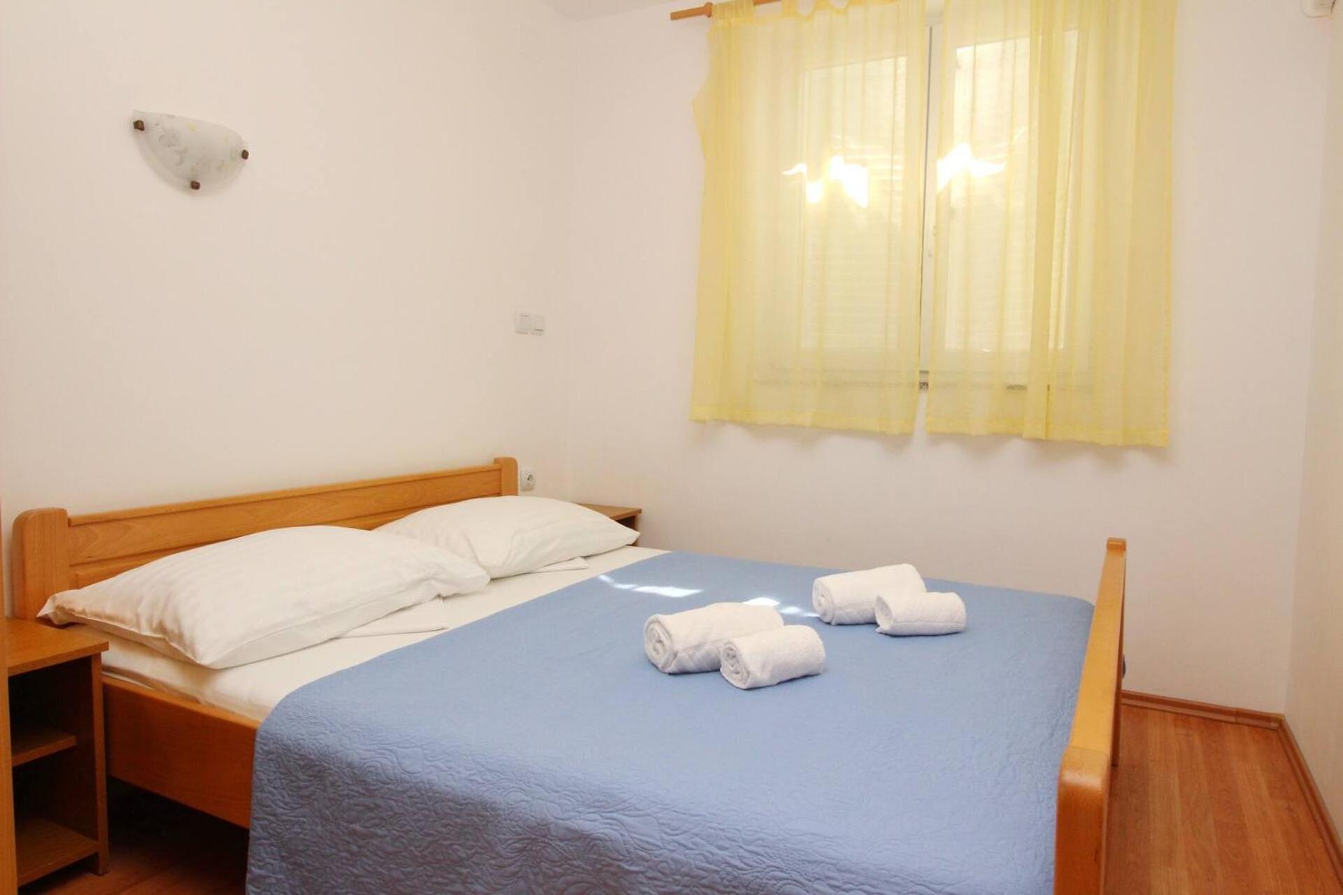 Apartments Knezevic Baska  Ngoại thất bức ảnh