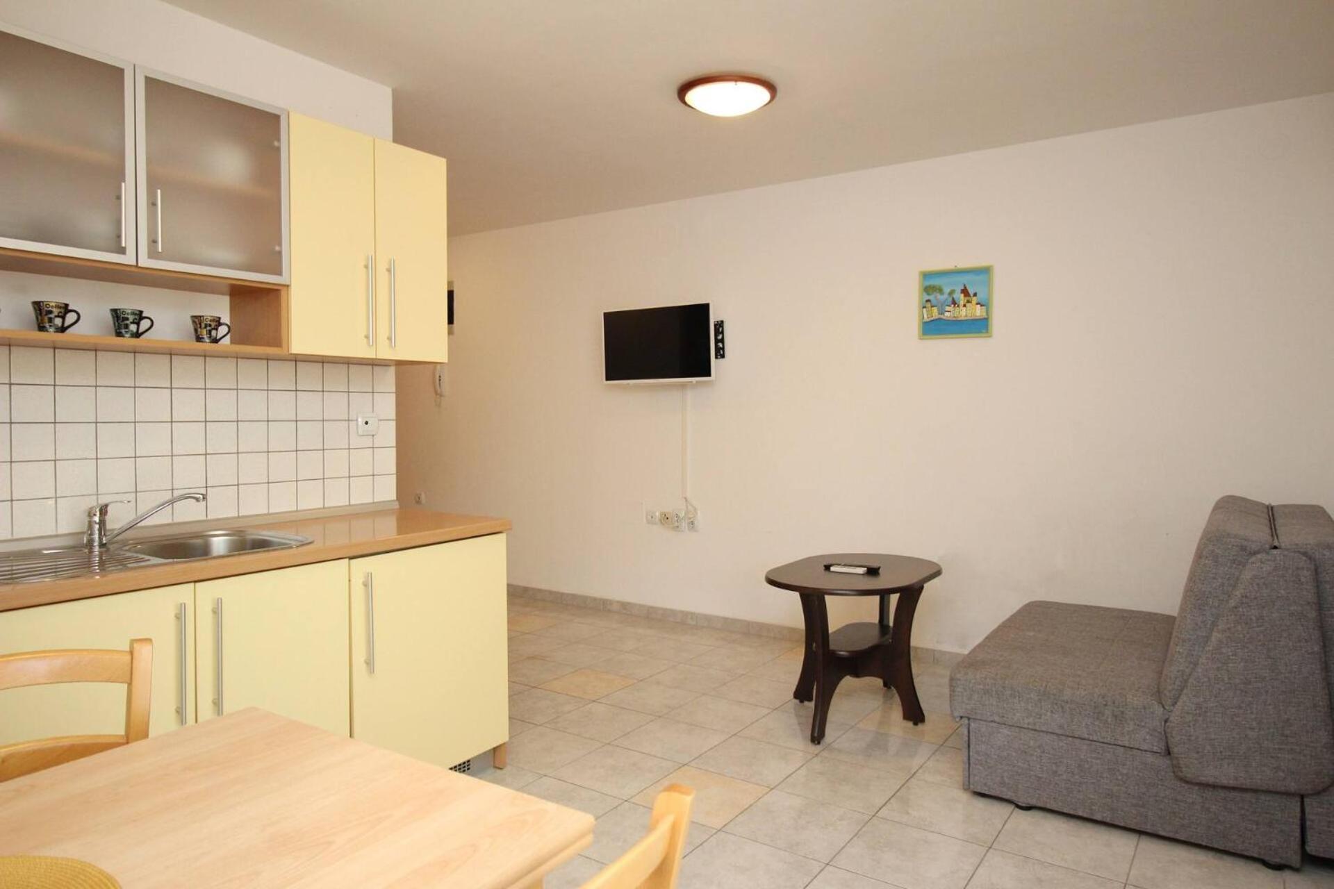 Apartments Knezevic Baska  Ngoại thất bức ảnh